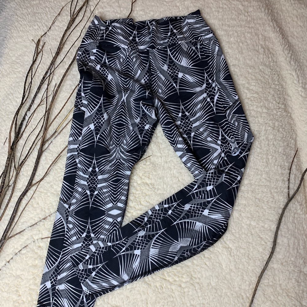 Dona Jo Work Out Leggings